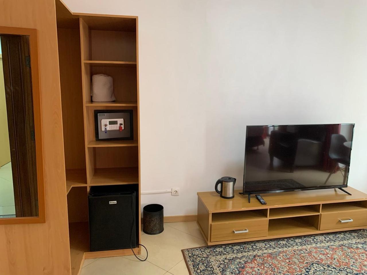 Deluxe Aparthotel Praia Bagian luar foto