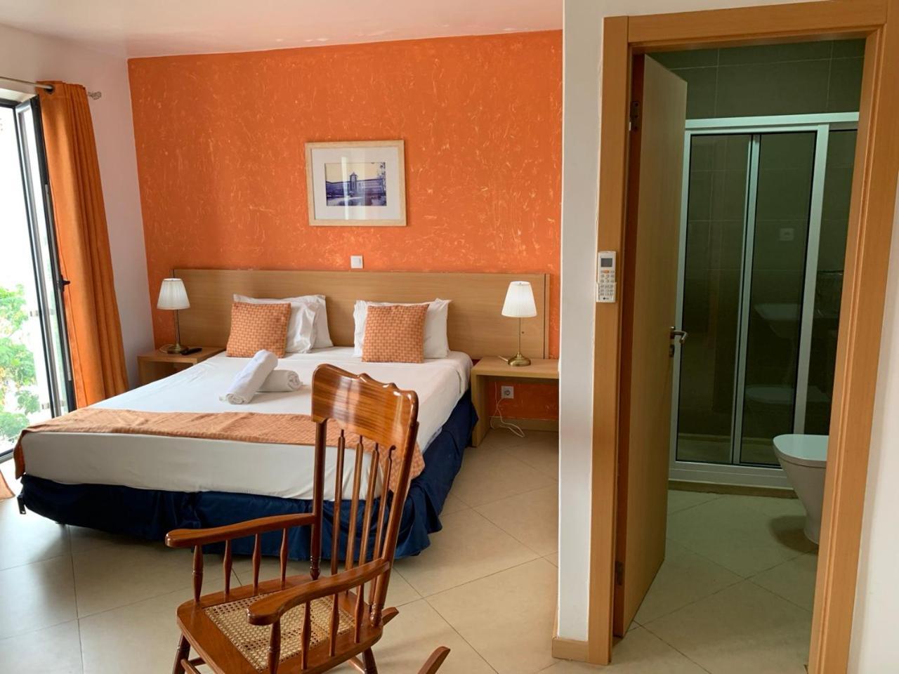 Deluxe Aparthotel Praia Bagian luar foto